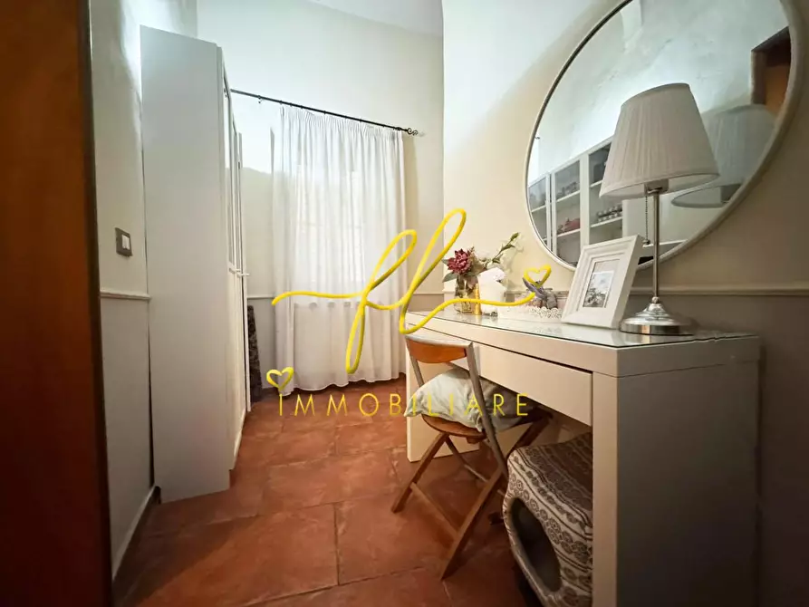 Immagine 22 di Appartamento in vendita  a Livorno