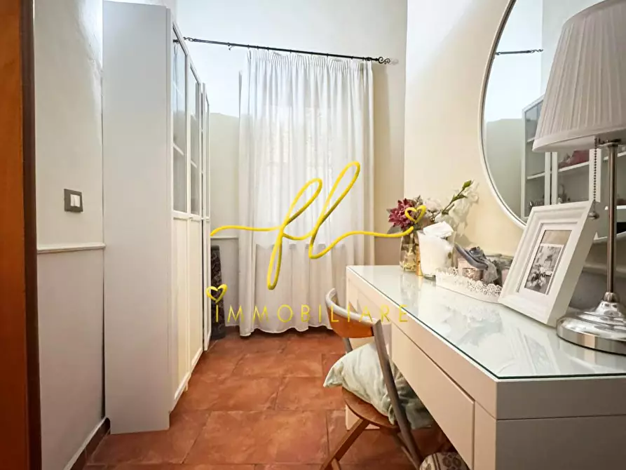 Immagine 24 di Appartamento in vendita  a Livorno