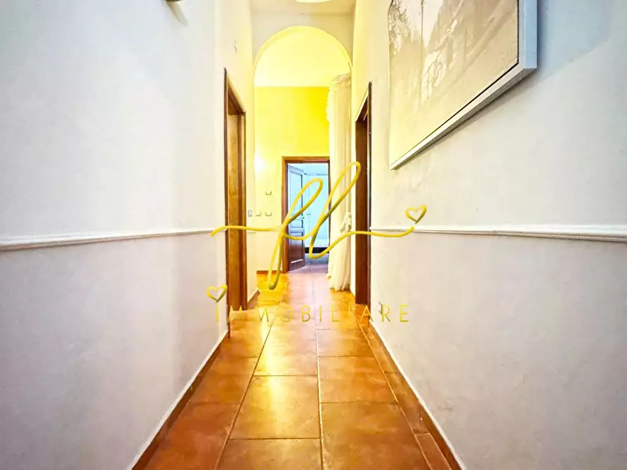 Immagine 17 di Appartamento in vendita  a Livorno