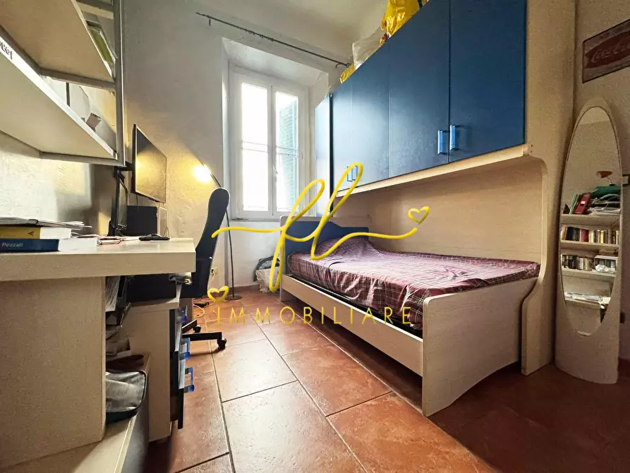Immagine 34 di Appartamento in vendita  a Livorno