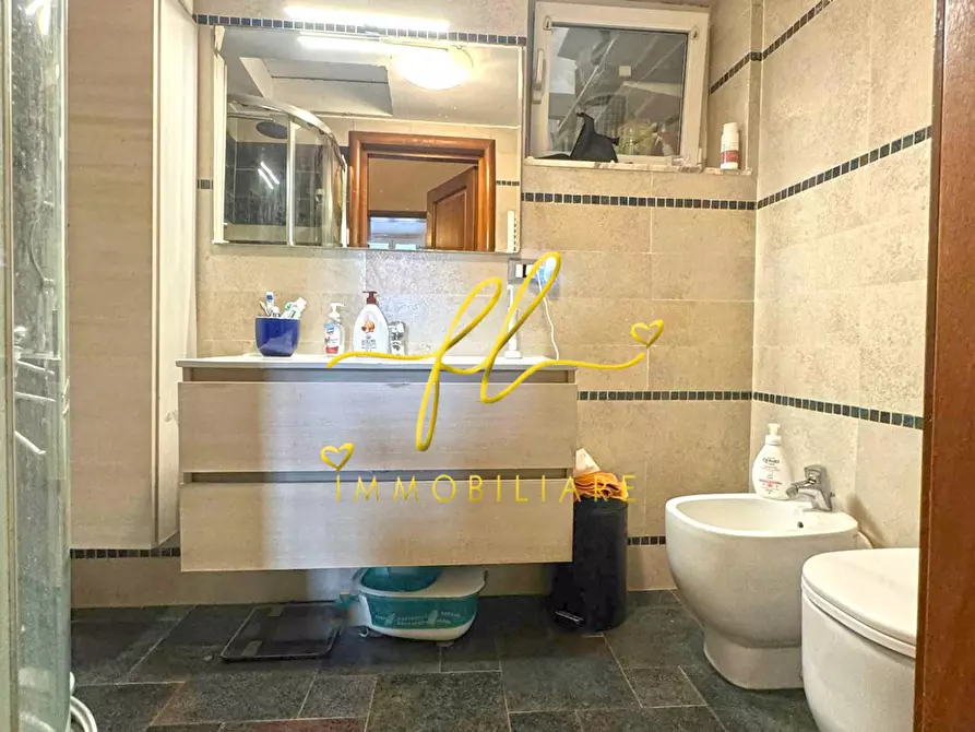 Immagine 42 di Appartamento in vendita  a Livorno