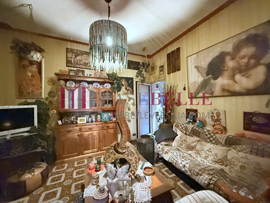 Immagine 10 di Casa indipendente in vendita  a Camaiore