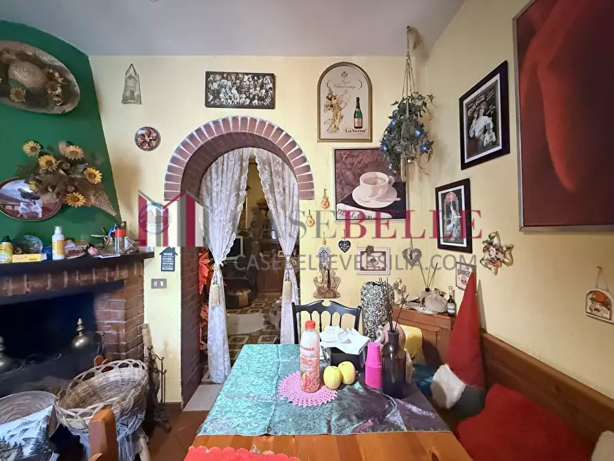 Immagine 8 di Casa indipendente in vendita  a Camaiore