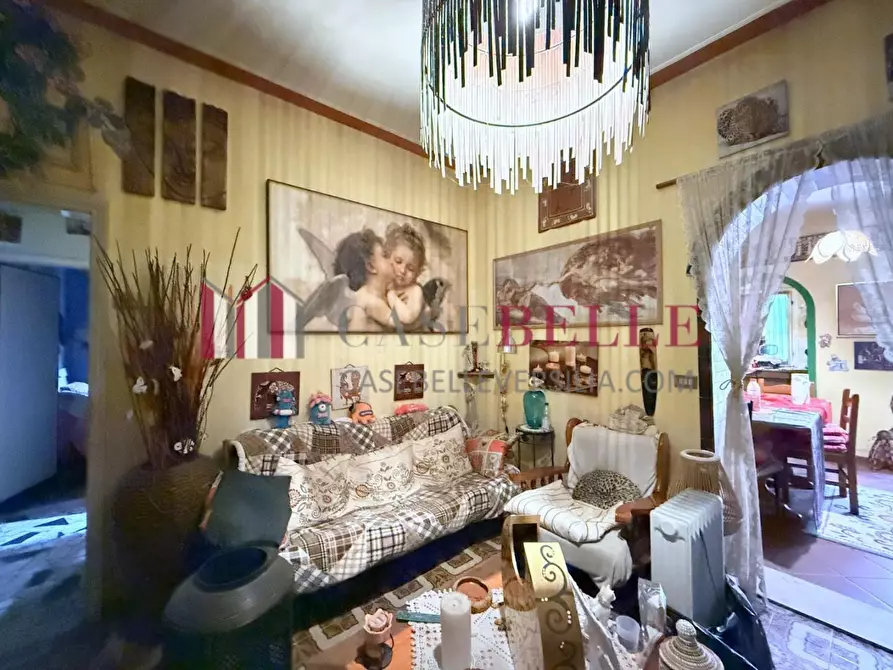 Immagine 11 di Casa indipendente in vendita  a Camaiore