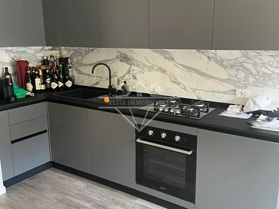 Immagine 3 di Appartamento in vendita  a Ameglia