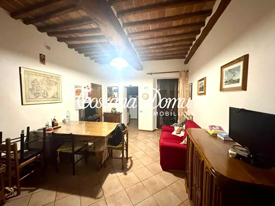 Immagine 5 di Appartamento in vendita  a Siena