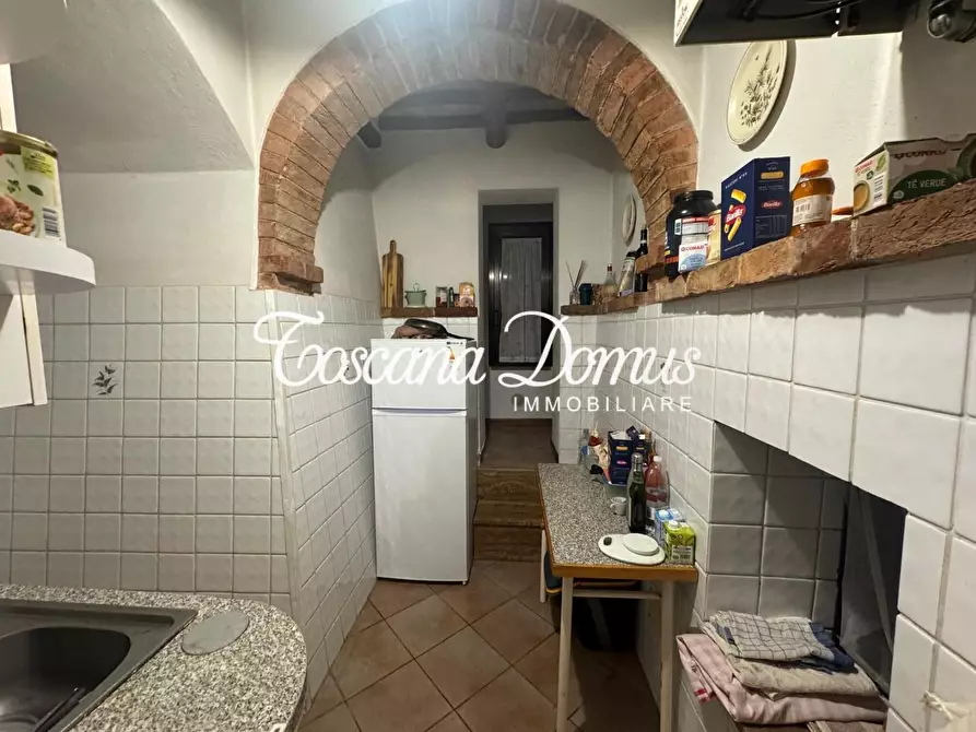 Immagine 7 di Appartamento in vendita  a Siena