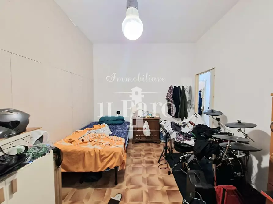 Immagine 23 di Appartamento in vendita  a Campi Bisenzio