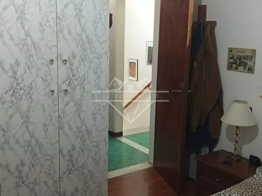 Immagine 9 di Casa semindipendente in vendita  a Ortonovo