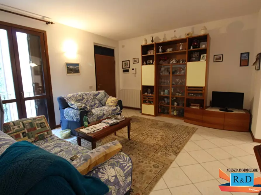 Immagine 2 di Appartamento in vendita  a Colle Di Val D'elsa