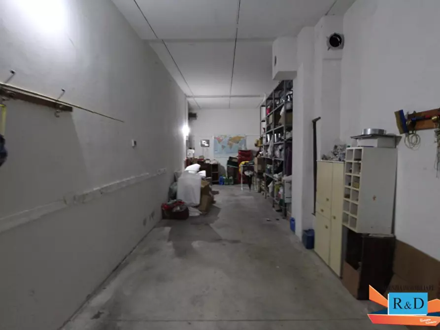 Immagine 21 di Appartamento in vendita  a Colle Di Val D'elsa