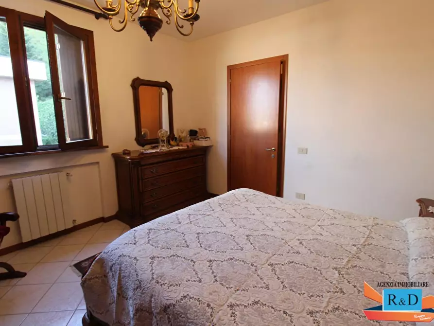 Immagine 19 di Appartamento in vendita  a Colle Di Val D'elsa