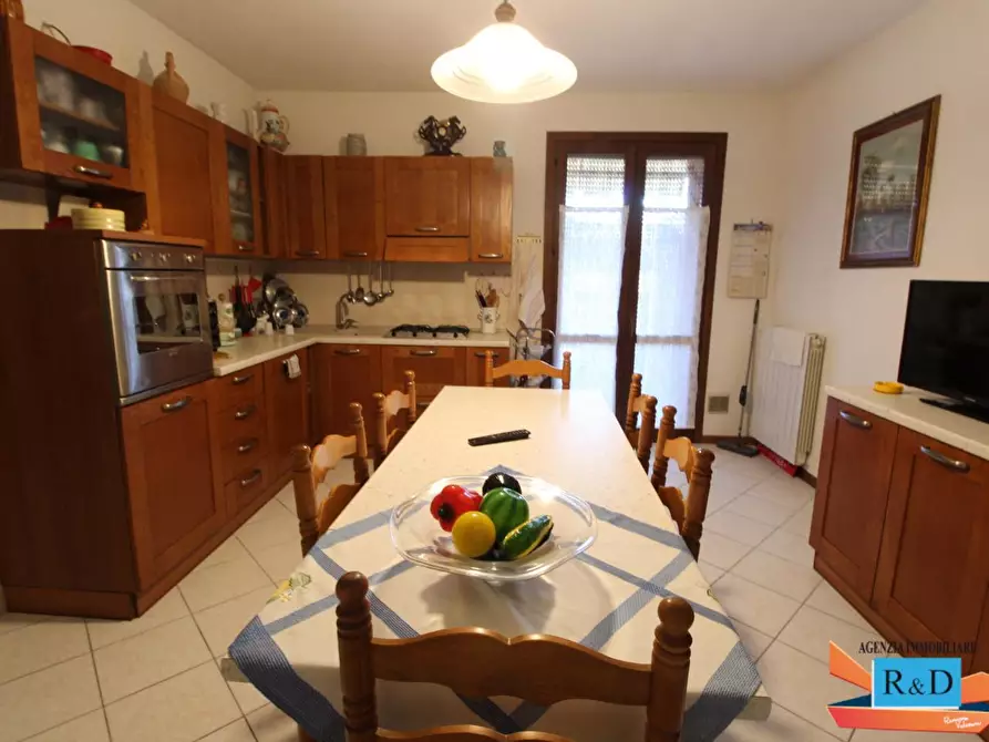 Immagine 5 di Appartamento in vendita  a Colle Di Val D'elsa