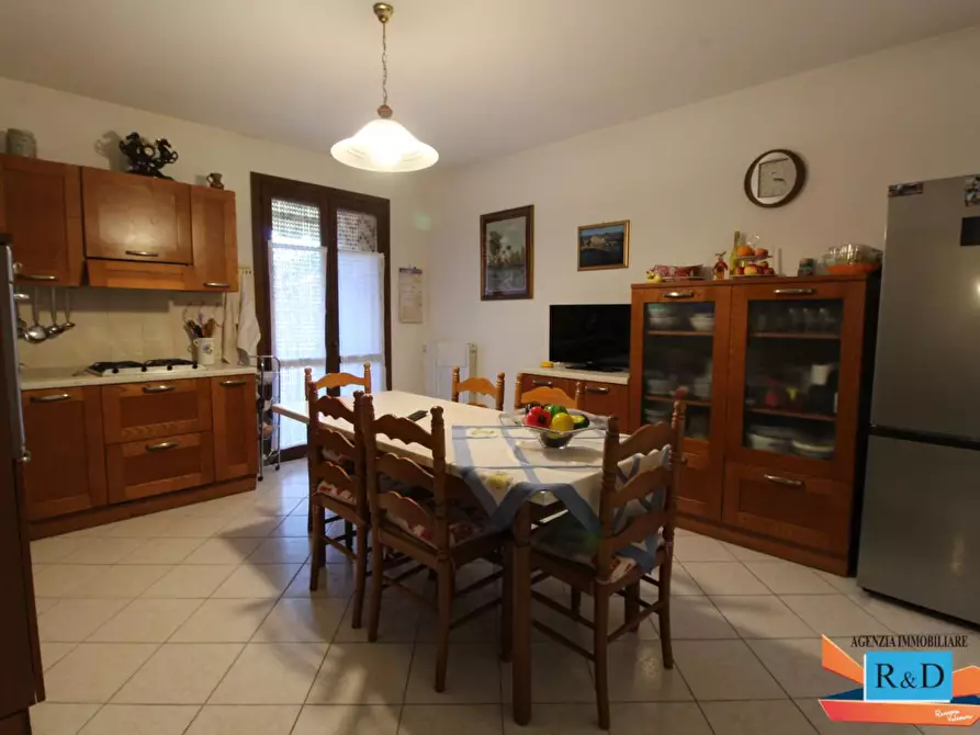 Immagine 8 di Appartamento in vendita  a Colle Di Val D'elsa