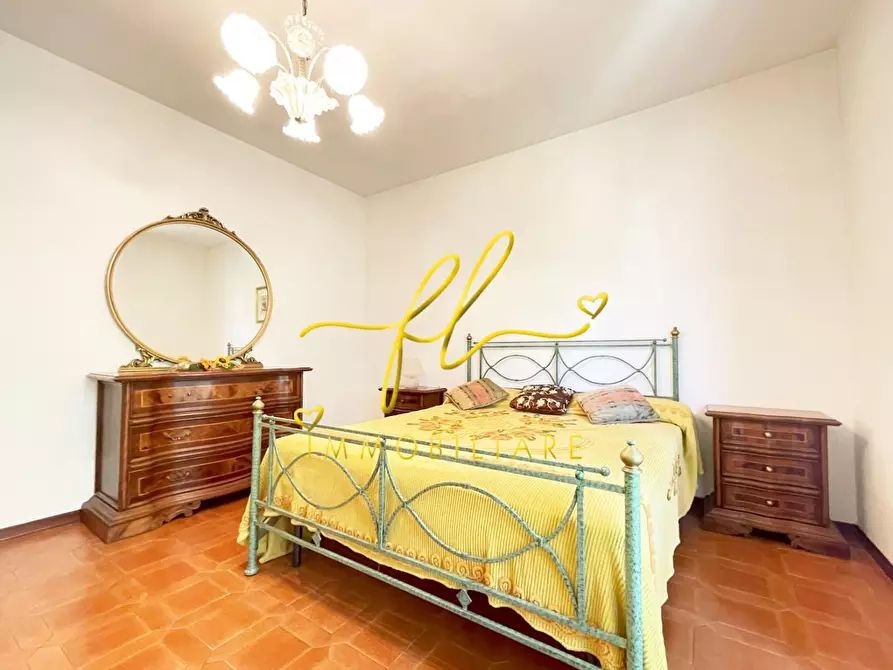 Immagine 12 di Appartamento in vendita  a Volterra