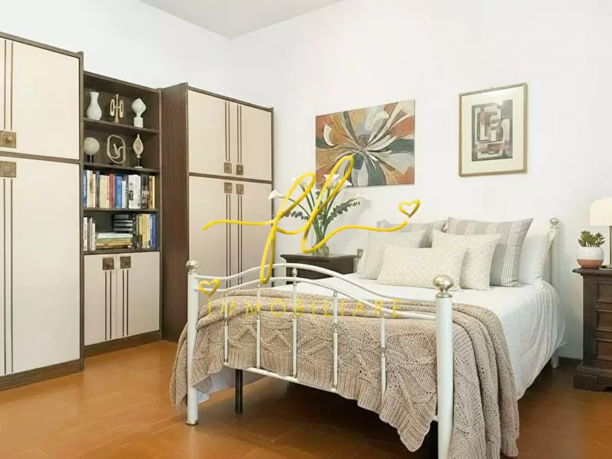 Immagine 11 di Appartamento in vendita  a Volterra