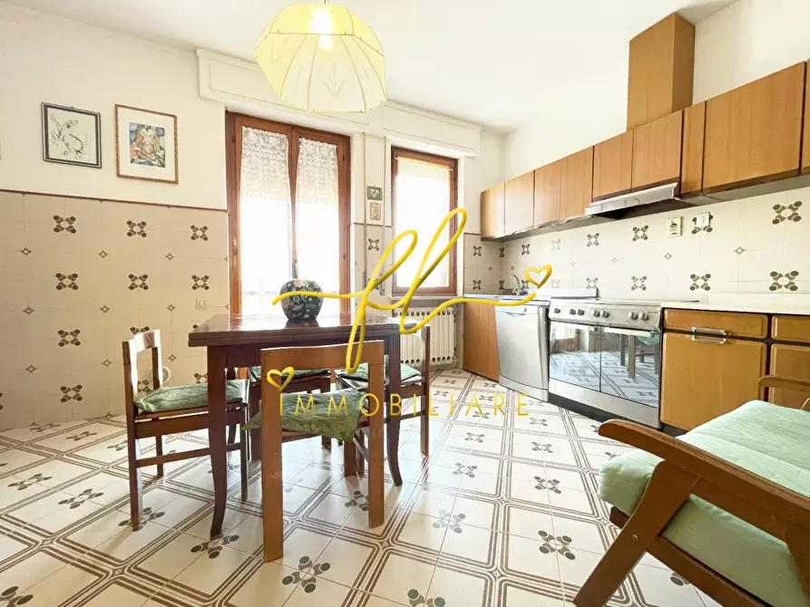 Immagine 7 di Appartamento in vendita  a Volterra