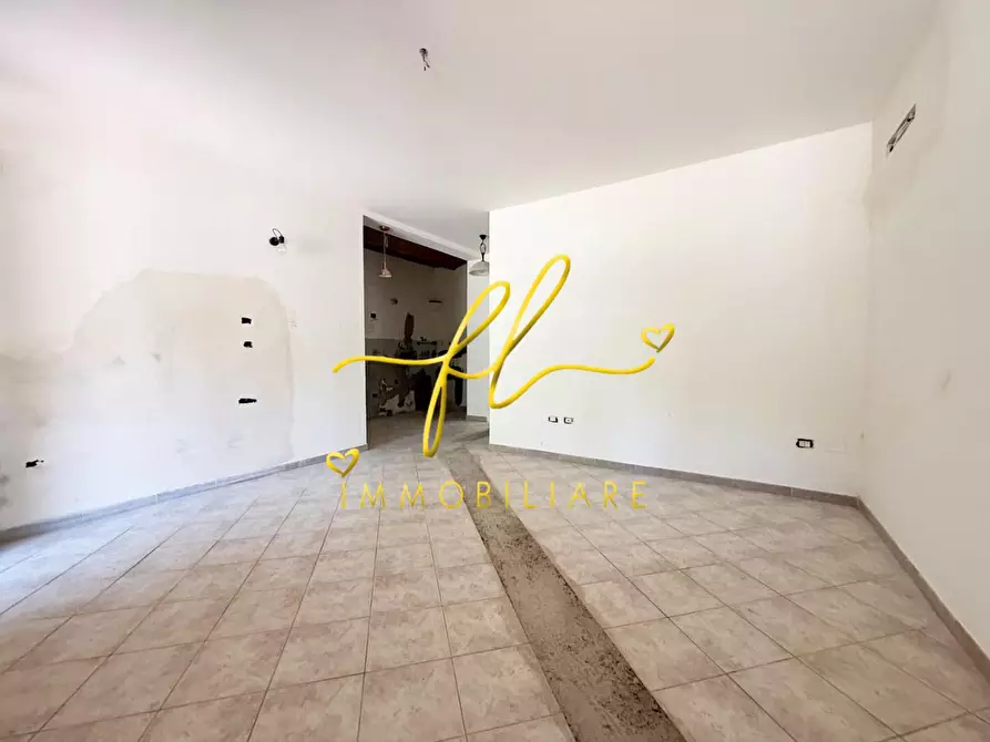 Immagine 12 di Casa semindipendente in vendita  a Cecina