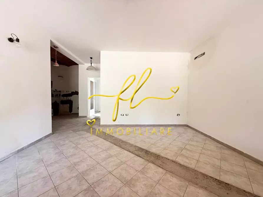 Immagine 10 di Casa semindipendente in vendita  a Cecina