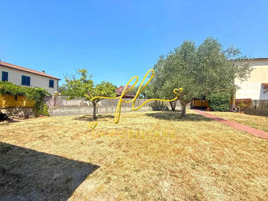 Immagine 18 di Casa semindipendente in vendita  a Cecina