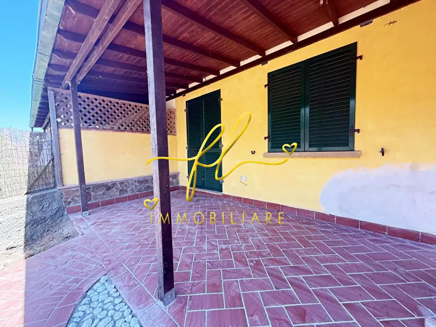 Immagine 2 di Casa semindipendente in vendita  a Cecina