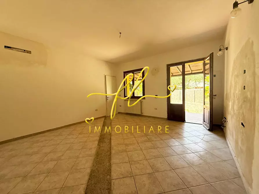 Immagine 6 di Casa semindipendente in vendita  a Cecina