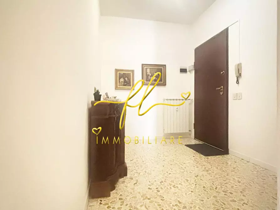 Immagine 4 di Appartamento in vendita  a Cecina