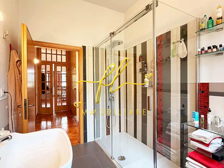 Immagine 13 di Villa in vendita  a Pomarance