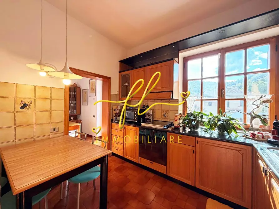 Immagine 6 di Villa in vendita  a Pomarance