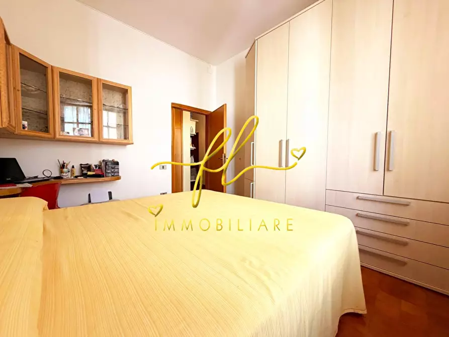 Immagine 11 di Villa in vendita  a Pomarance