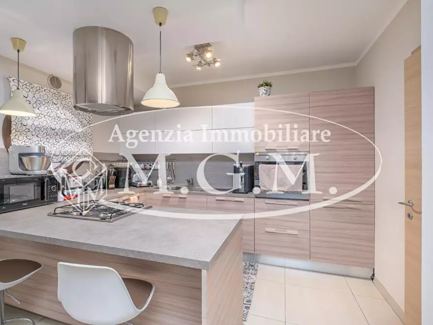 Immagine 11 di Villetta a schiera in vendita  a Calcinaia