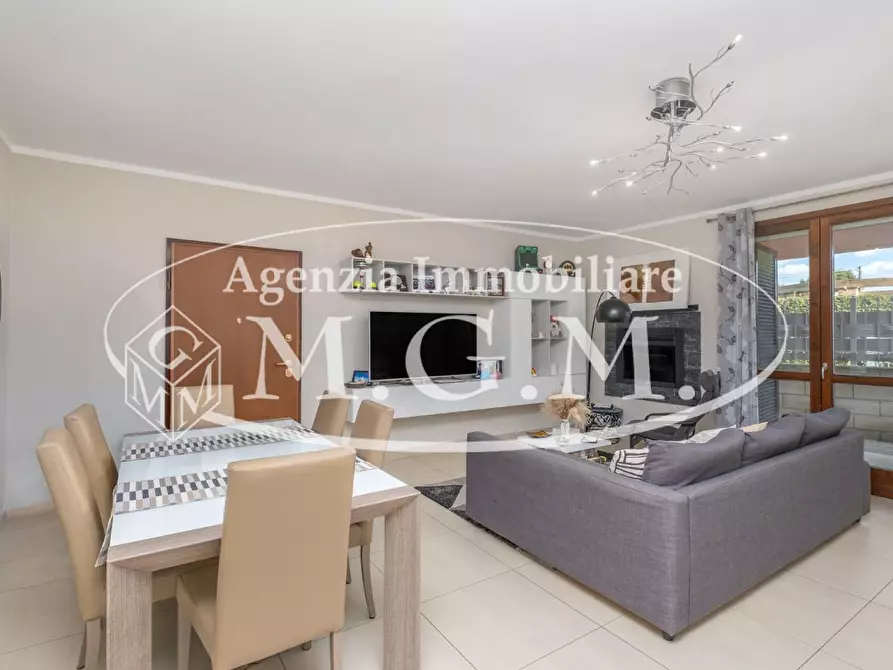 Immagine 8 di Villetta a schiera in vendita  a Calcinaia