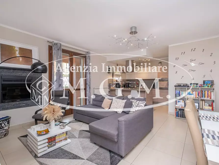 Immagine 5 di Villetta a schiera in vendita  a Calcinaia