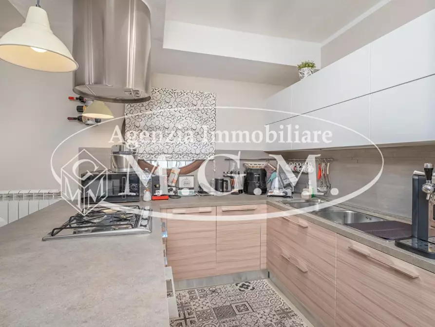 Immagine 12 di Villetta a schiera in vendita  a Calcinaia