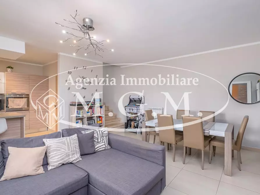 Immagine 7 di Villetta a schiera in vendita  a Calcinaia