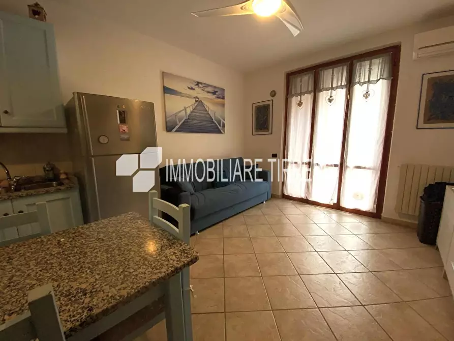 Immagine 2 di Appartamento in vendita  a Massa