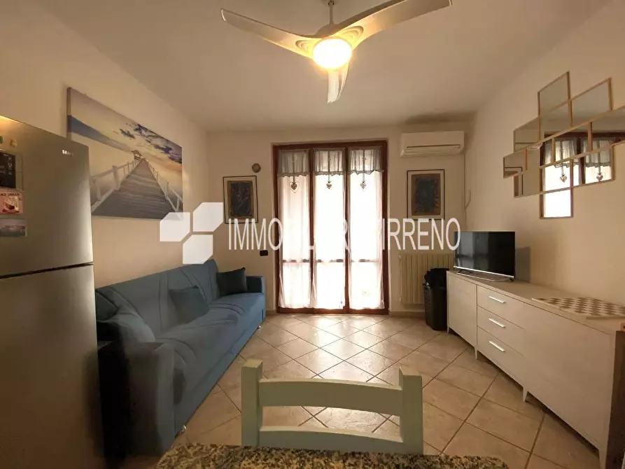 Immagine 3 di Appartamento in vendita  a Massa