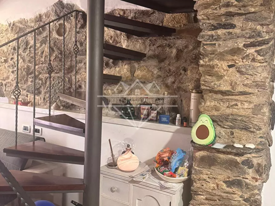 Immagine 8 di Porzione di casa in vendita  a Carrara