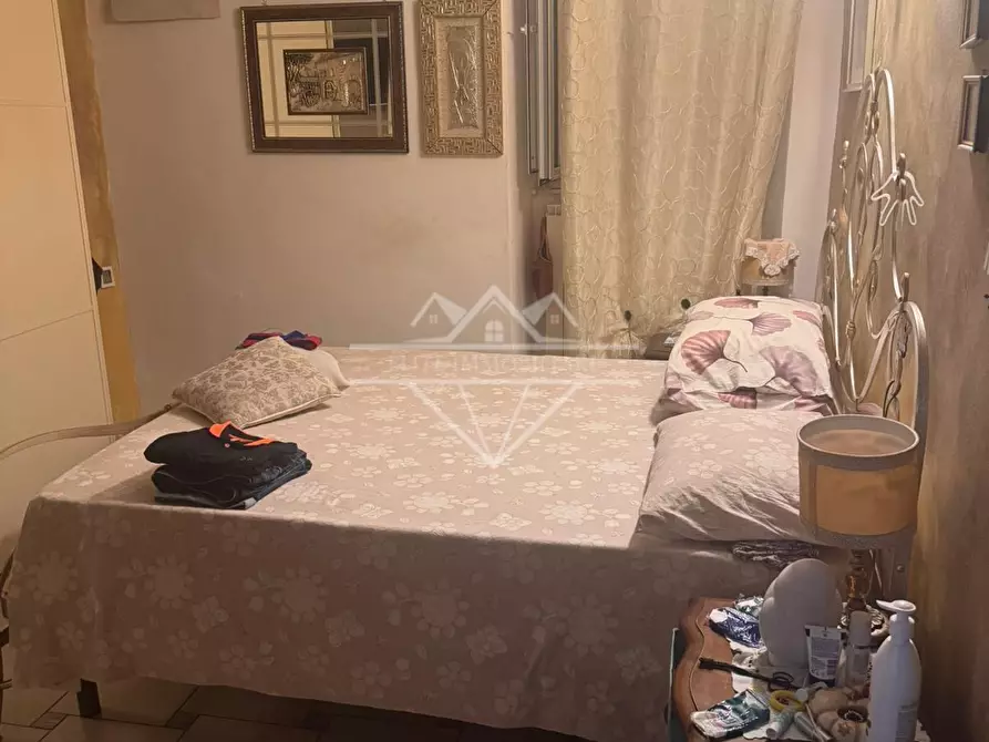 Immagine 16 di Porzione di casa in vendita  a Carrara