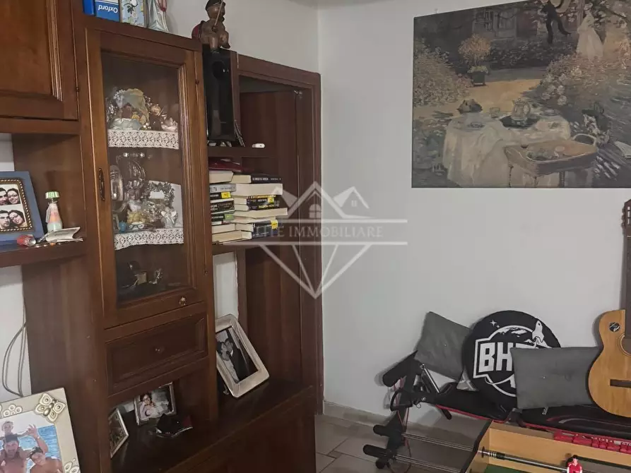 Immagine 10 di Porzione di casa in vendita  a Carrara