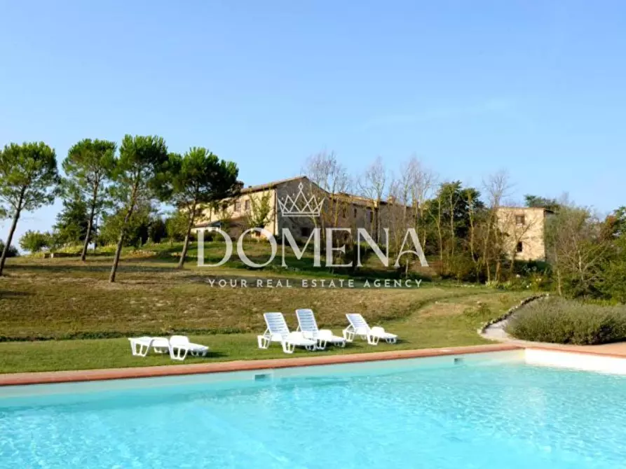 Immagine 48 di Porzione di casa in vendita  a Asciano