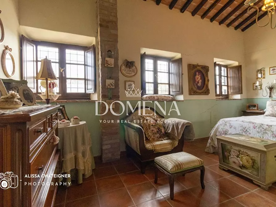 Immagine 42 di Porzione di casa in vendita  a Asciano