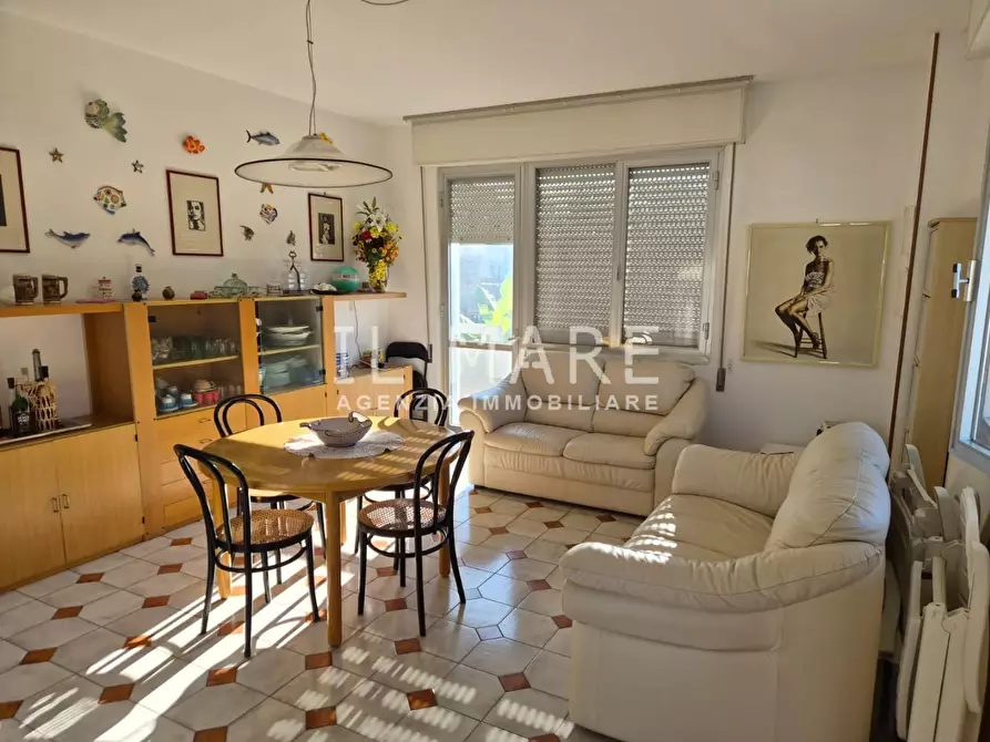 Immagine 4 di Appartamento in vendita  a Massa