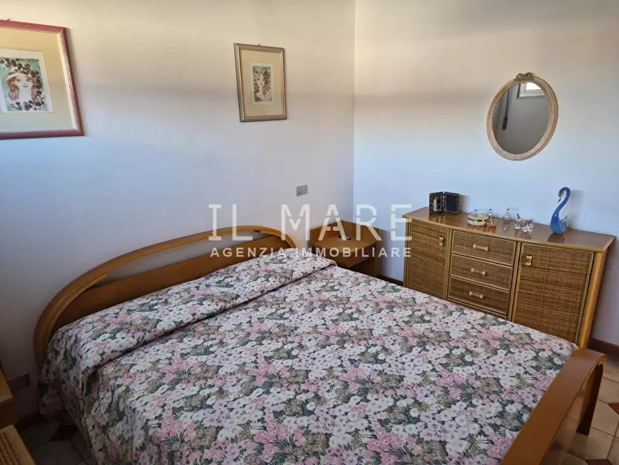 Immagine 9 di Appartamento in vendita  a Massa