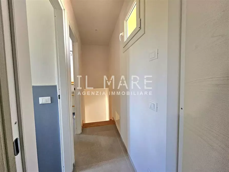 Immagine 19 di Casa semindipendente in vendita  a Massa