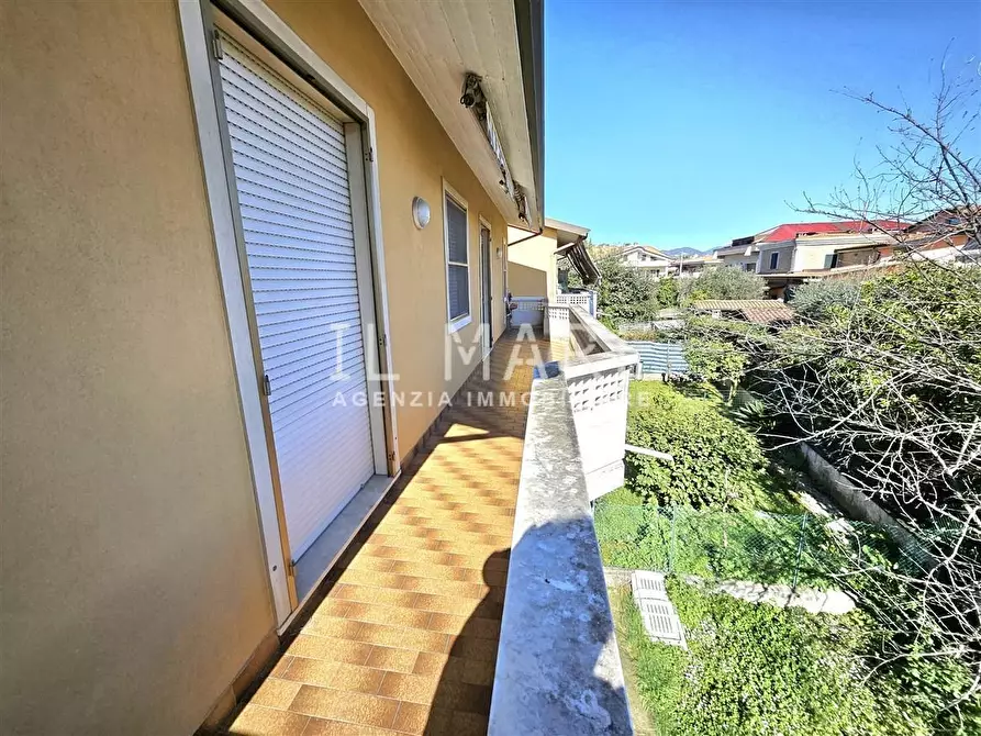 Immagine 37 di Appartamento in vendita  a Massa