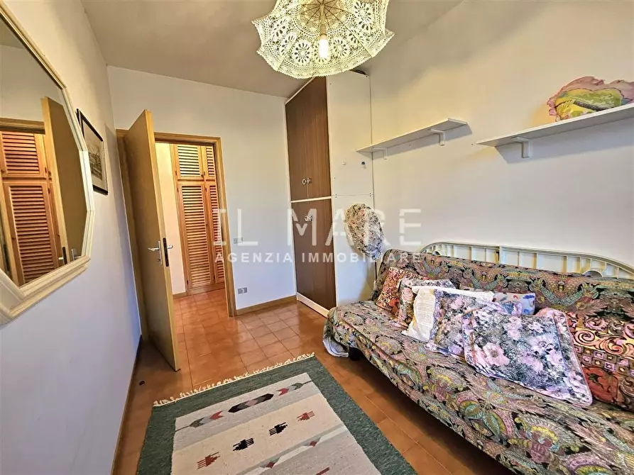 Immagine 29 di Appartamento in vendita  a Massa