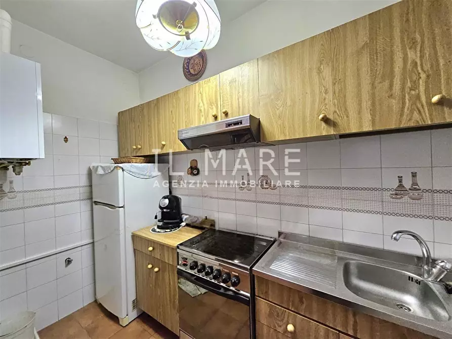 Immagine 6 di Appartamento in vendita  a Massa