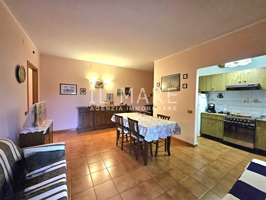 Immagine 8 di Appartamento in vendita  a Massa