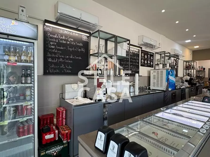 Immagine 5 di Bar / Ristorante in vendita  a Porcari